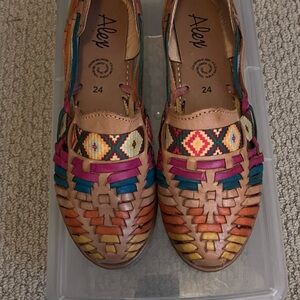 Authentic Mexican Brown and Orange Flats with Woven Design (new w/o tags)